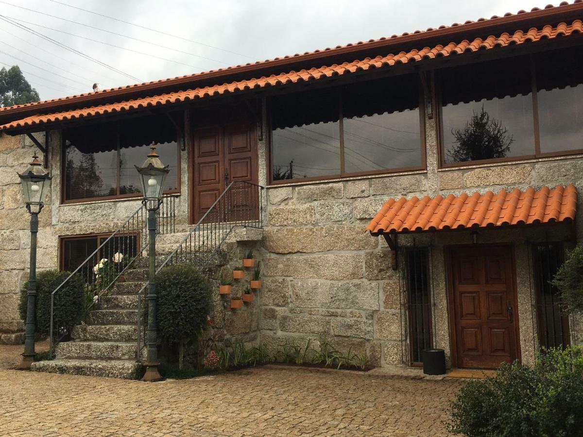 Bergui Guesthouse - Guimaraes Exterior photo